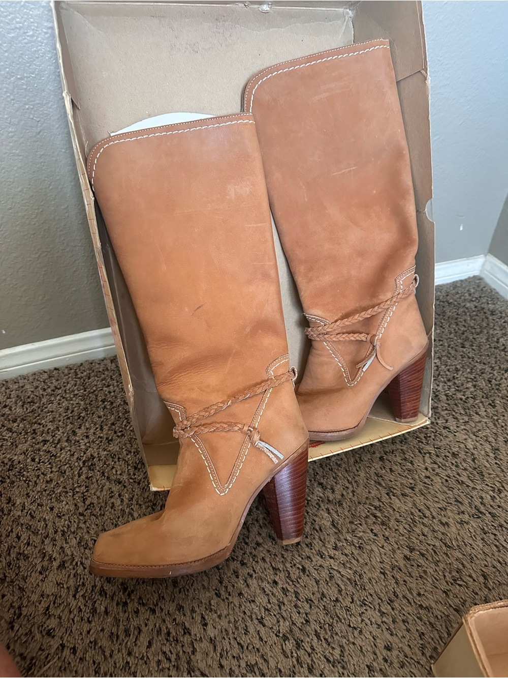 Vintage Zodiac Women's Tan Leather High-Heel Boots